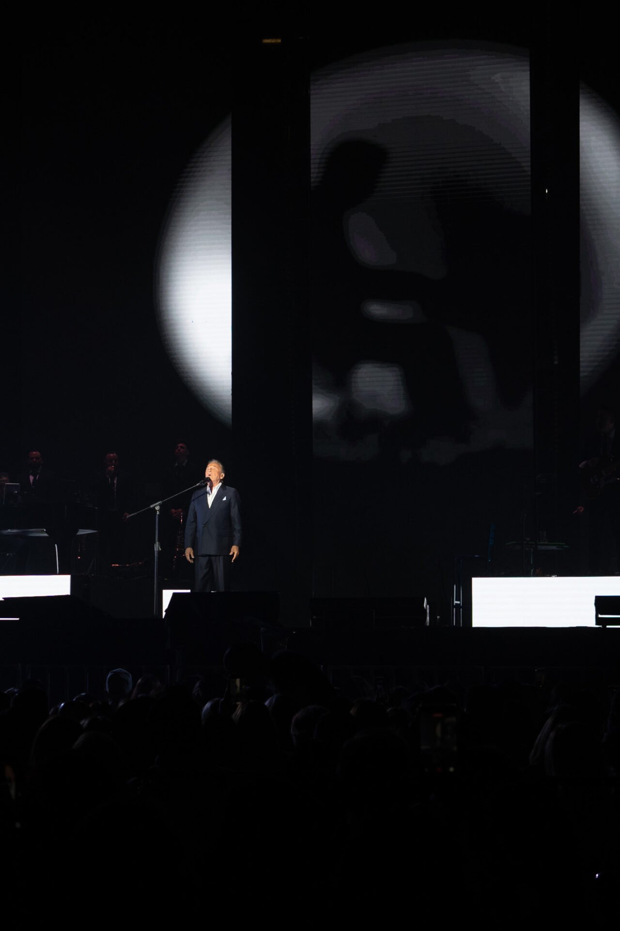 Concierto del cantautor venezolano Ricardo Montaner en Hermosillo.