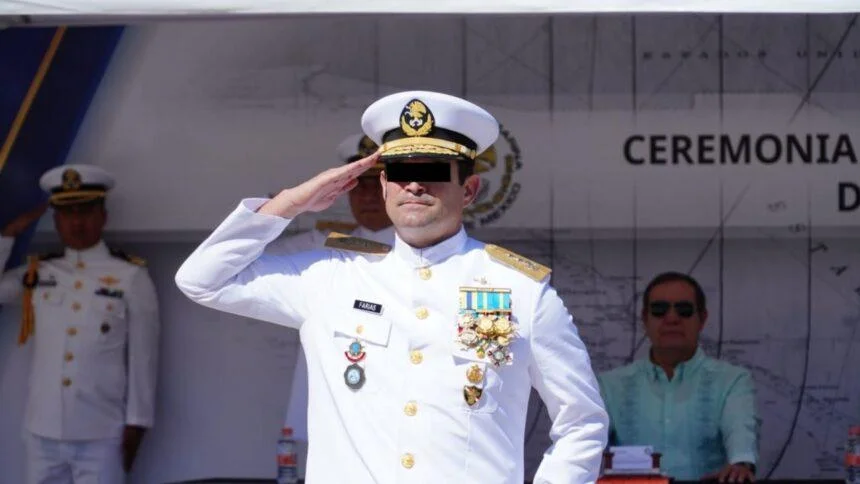 El vicealmirante Manuel Roberto Farías Laguna envía carta a la presidenta.
