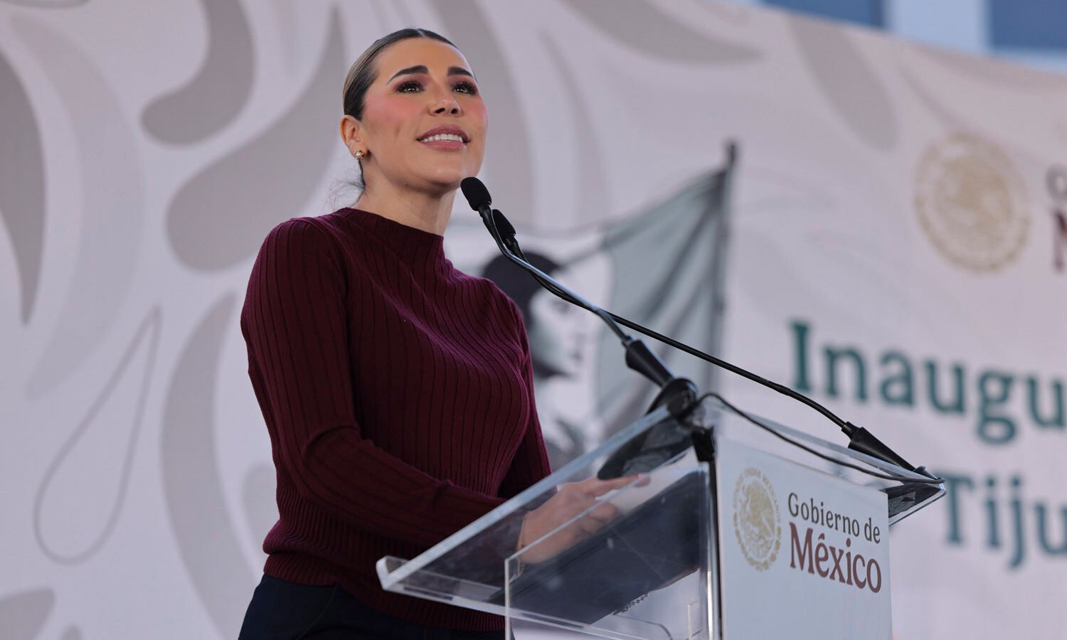 Marina del Pilar Ávila, gobernadora de Baja California, en conferencia de prensa.