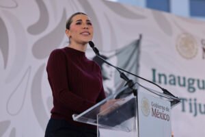 Marina del Pilar Ávila, gobernadora de Baja California, en conferencia de prensa.