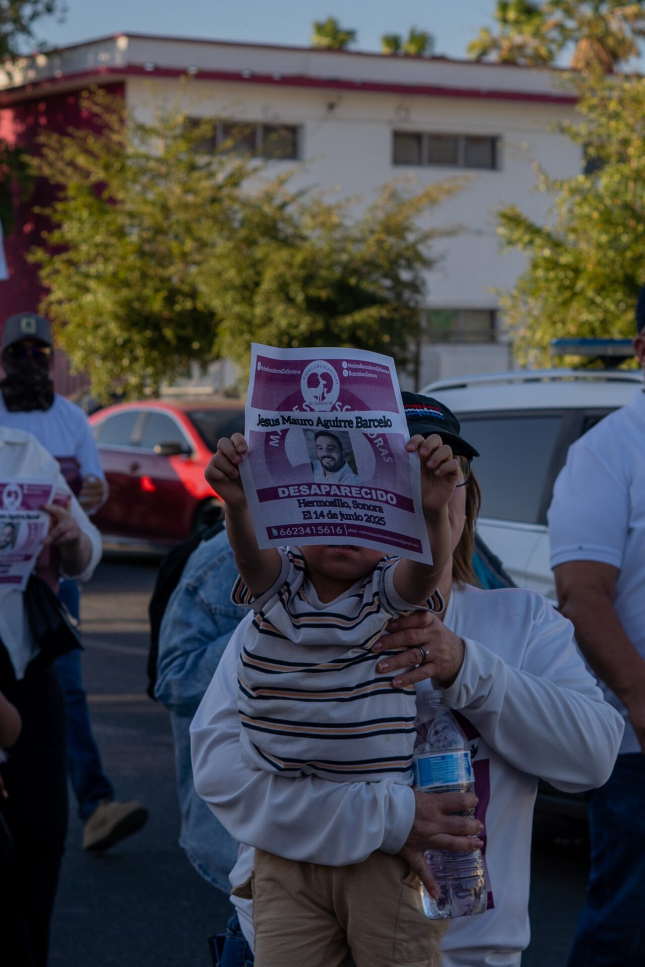 Integrantes del colectivo Madres Buscadoras de Sonora participan en una marcha para exigir a las autoridades agilizar la búsqueda de sus familiares desaparecidos, en Hermosillo, estado de Sonora, México, el 9 de mayo de 2026.