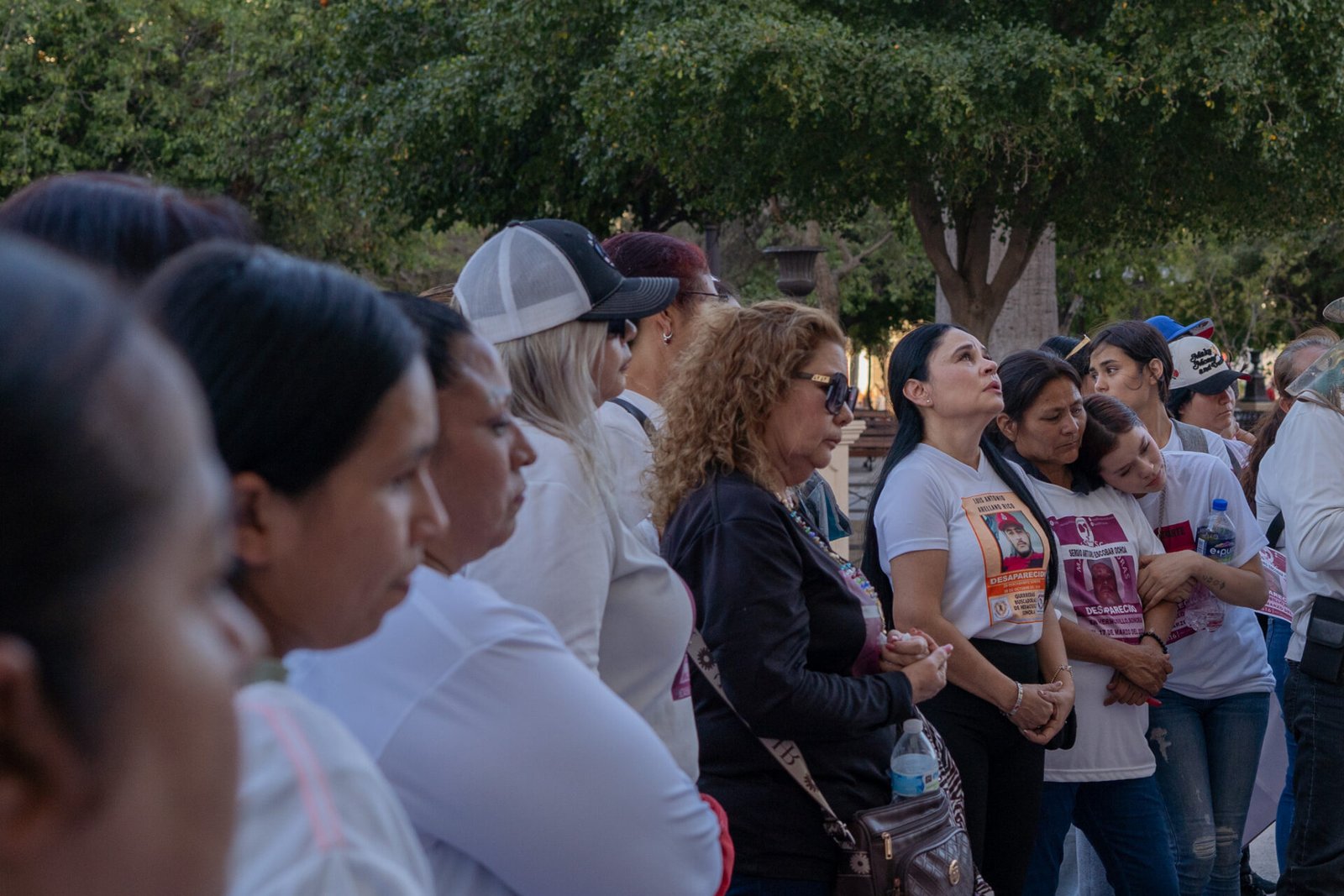 Integrantes del colectivo Madres Buscadoras de Sonora participan en una marcha para exigir a las autoridades agilizar la búsqueda de sus familiares desaparecidos, en Hermosillo, estado de Sonora, México, el 9 de mayo de 2026.