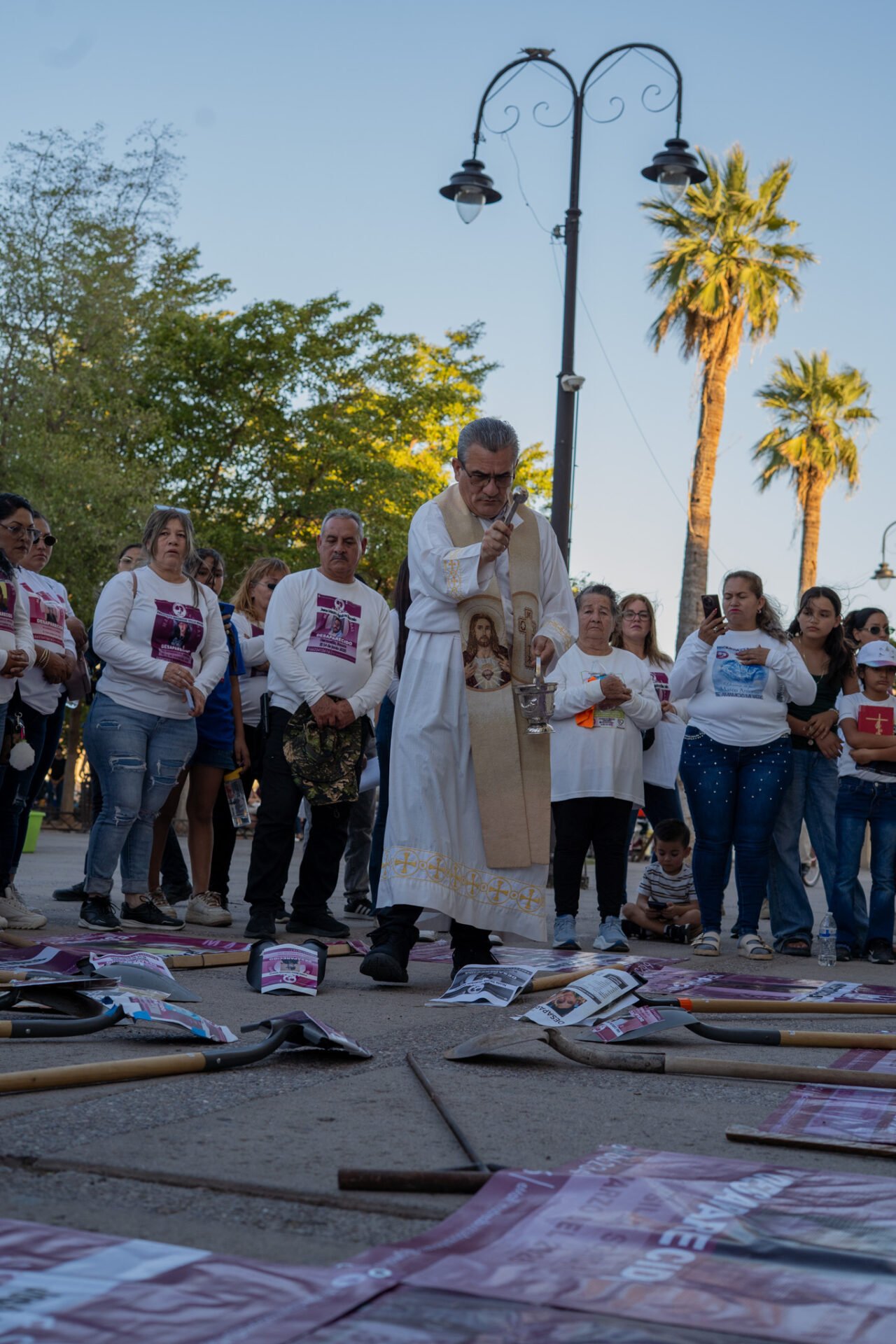 Integrantes del colectivo Madres Buscadoras de Sonora participan en una marcha para exigir a las autoridades agilizar la búsqueda de sus familiares desaparecidos, en Hermosillo, estado de Sonora, México, el 9 de mayo de 2026.