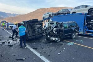 Accidente vehicular en la Autopista Siglo XXI en Michoacán.