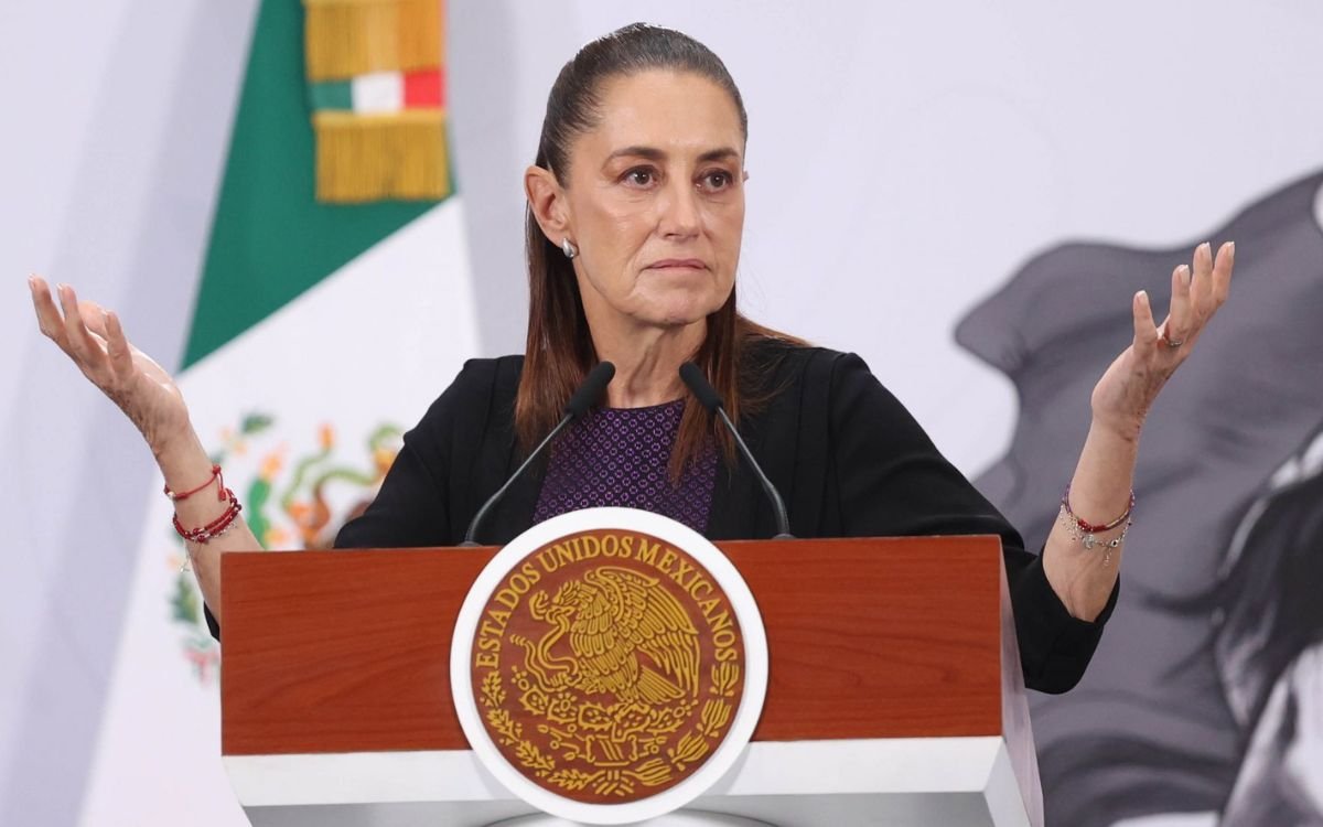 La presidenta Claudia Sheinbaum Pardo durante su conferencia matutina en Palacio Nacional.